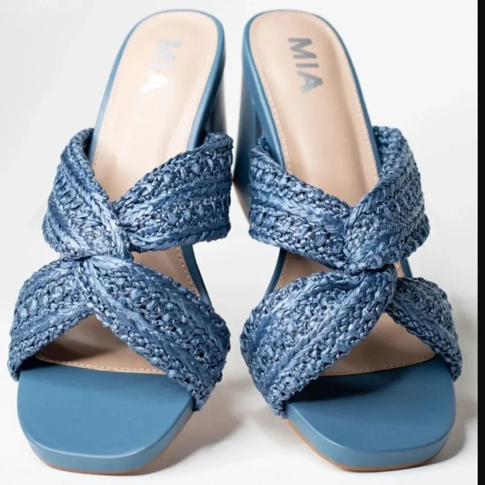 BRAND NEW MIA MAXINE RAFFIA WOMENS MULE HEEL